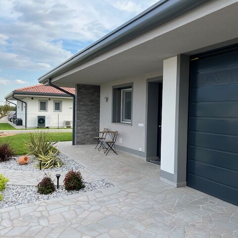 Villa singola con autorimessa