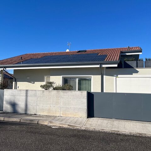 Villa singola con sottotetto, certificata “Casa Clima Oro”